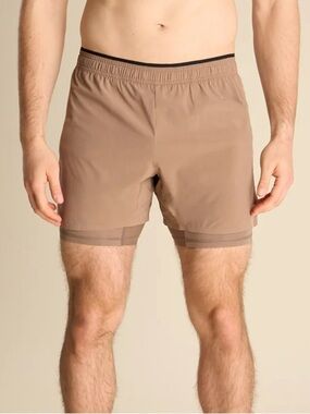 NWT chubbies Ultimate
Training Short 2-in-1 The Mudslides 5.5" Sz XXL